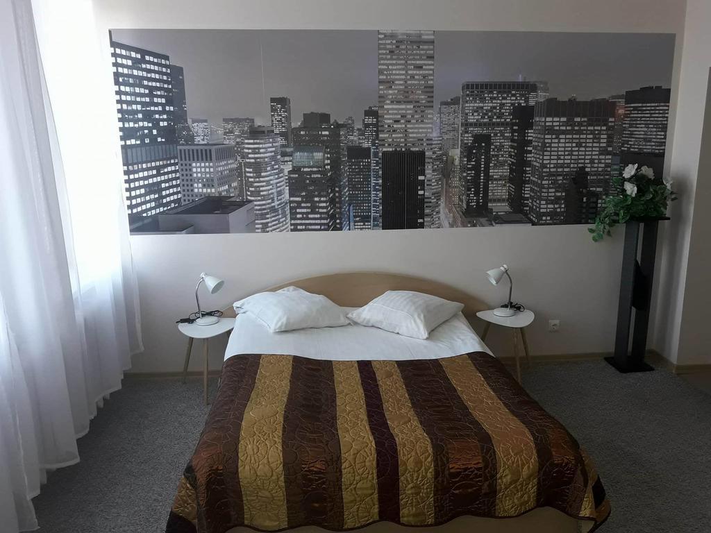 Vaivorykste Hotel Šiauliai Екстериор снимка