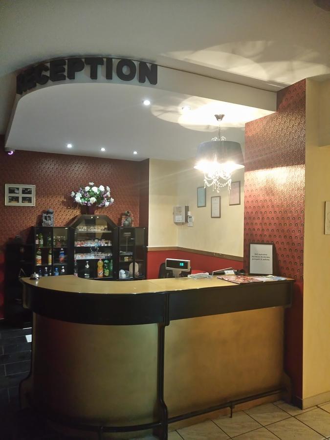Vaivorykste Hotel Šiauliai Екстериор снимка