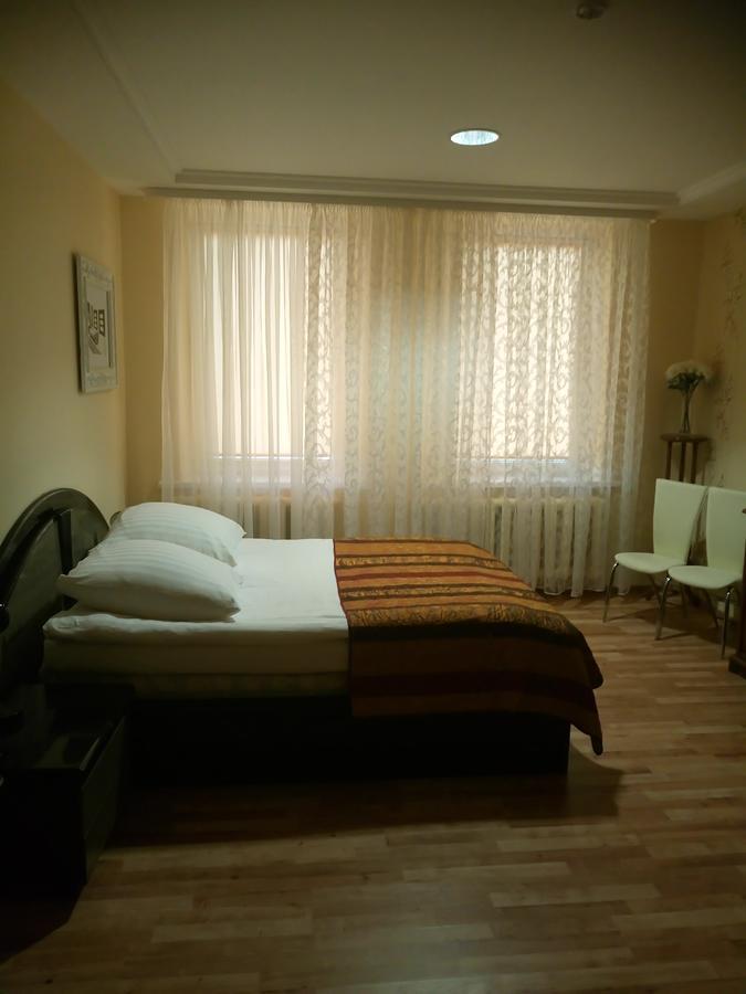 Vaivorykste Hotel Šiauliai Екстериор снимка