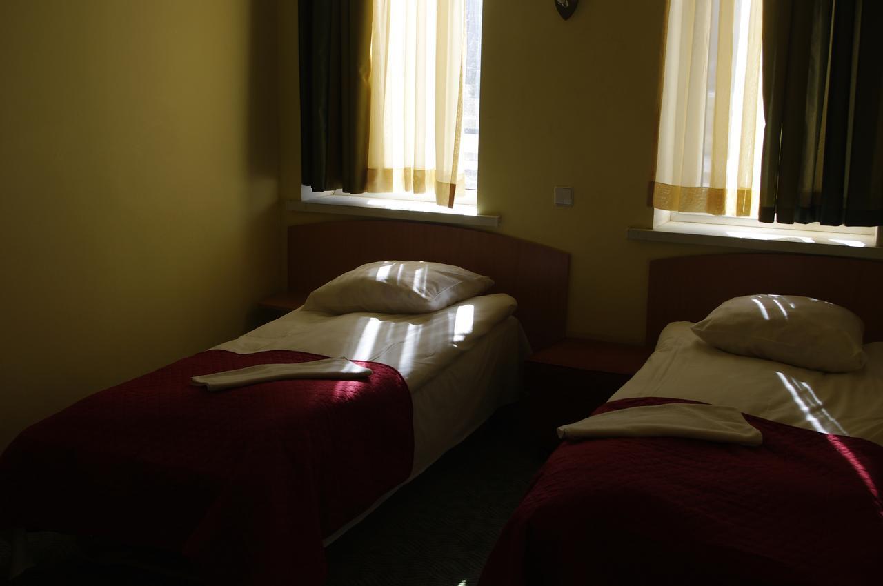 Vaivorykste Hotel Šiauliai Екстериор снимка