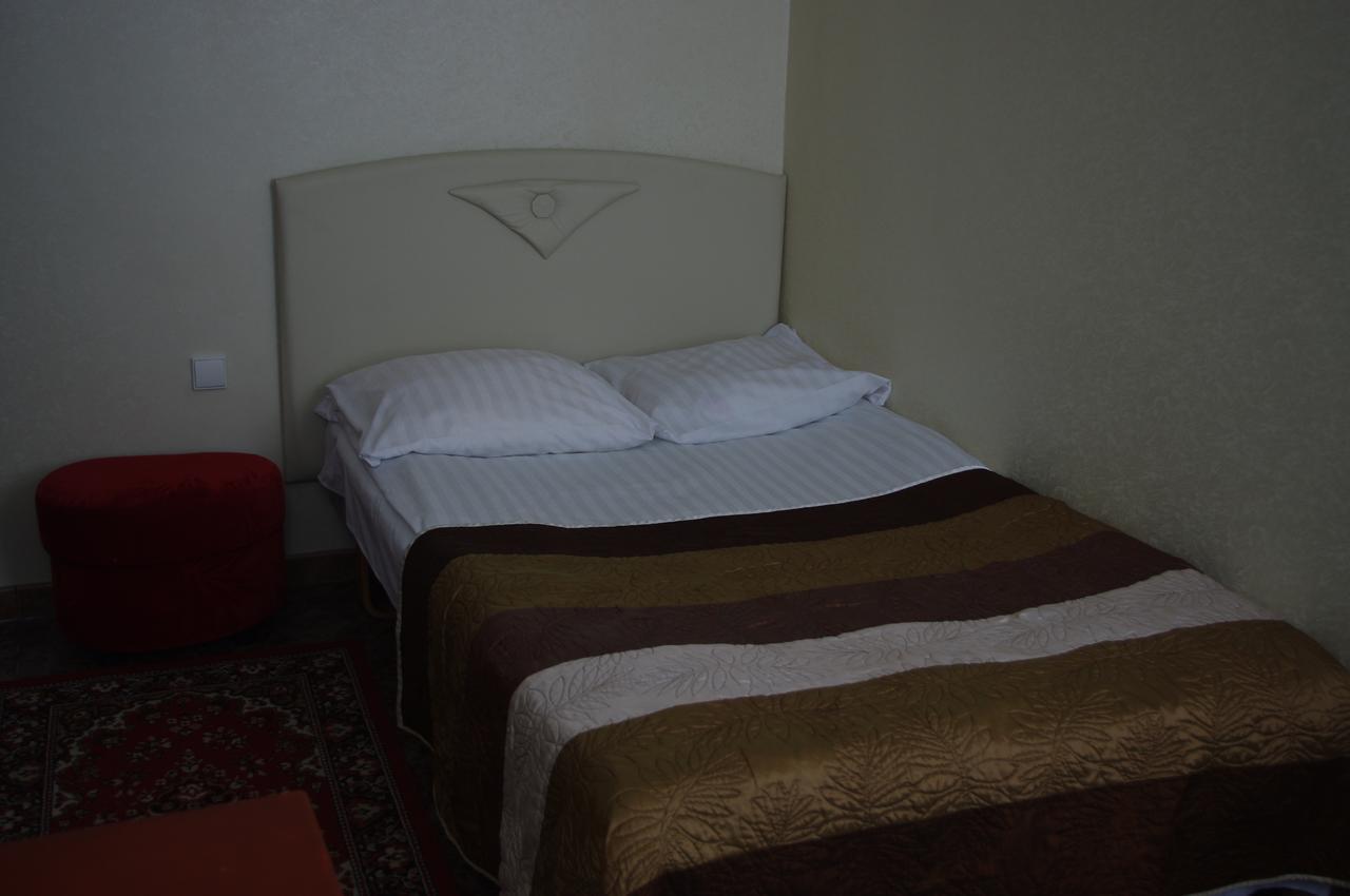 Vaivorykste Hotel Šiauliai Екстериор снимка